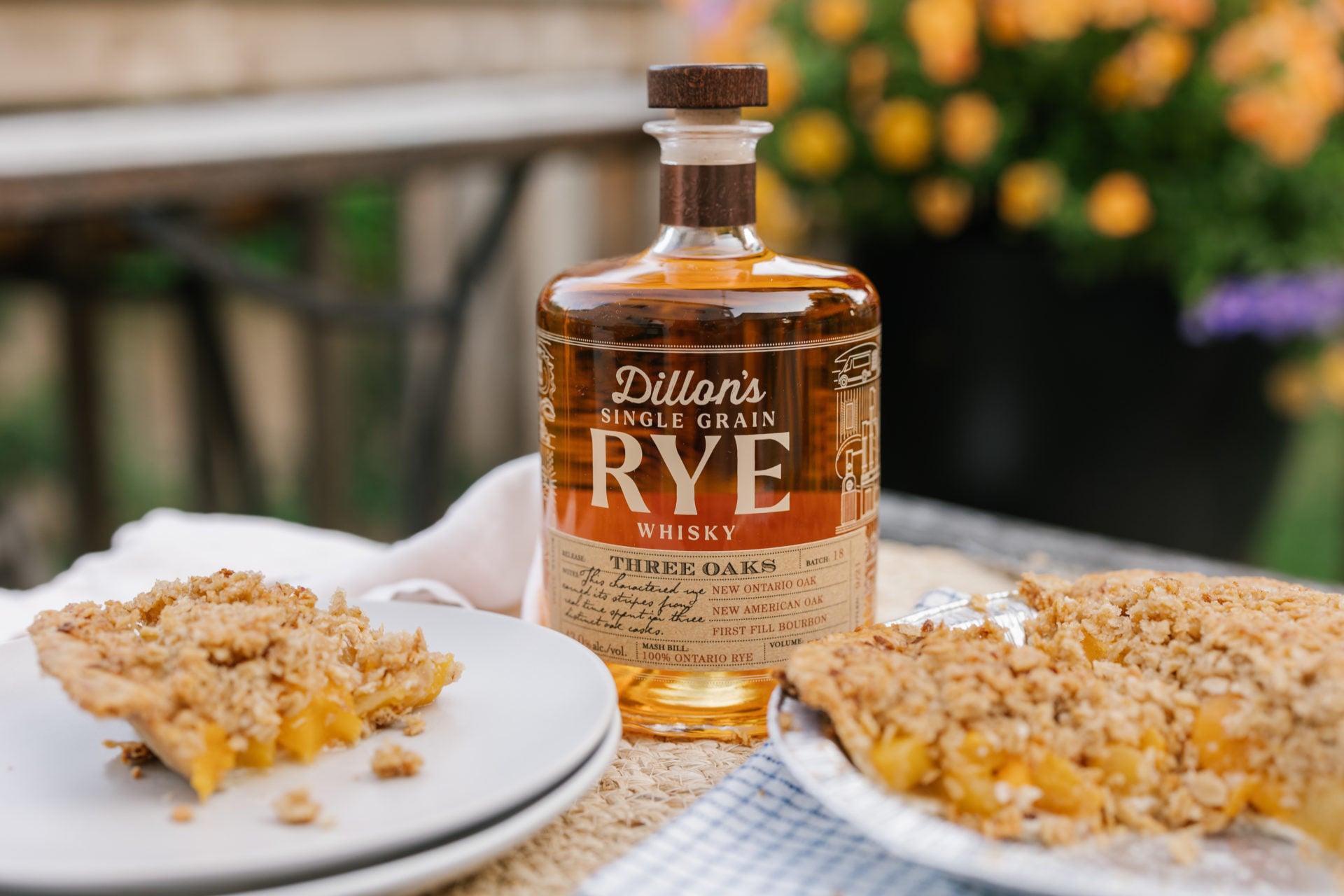 Whiskey Peach Crumble Pie