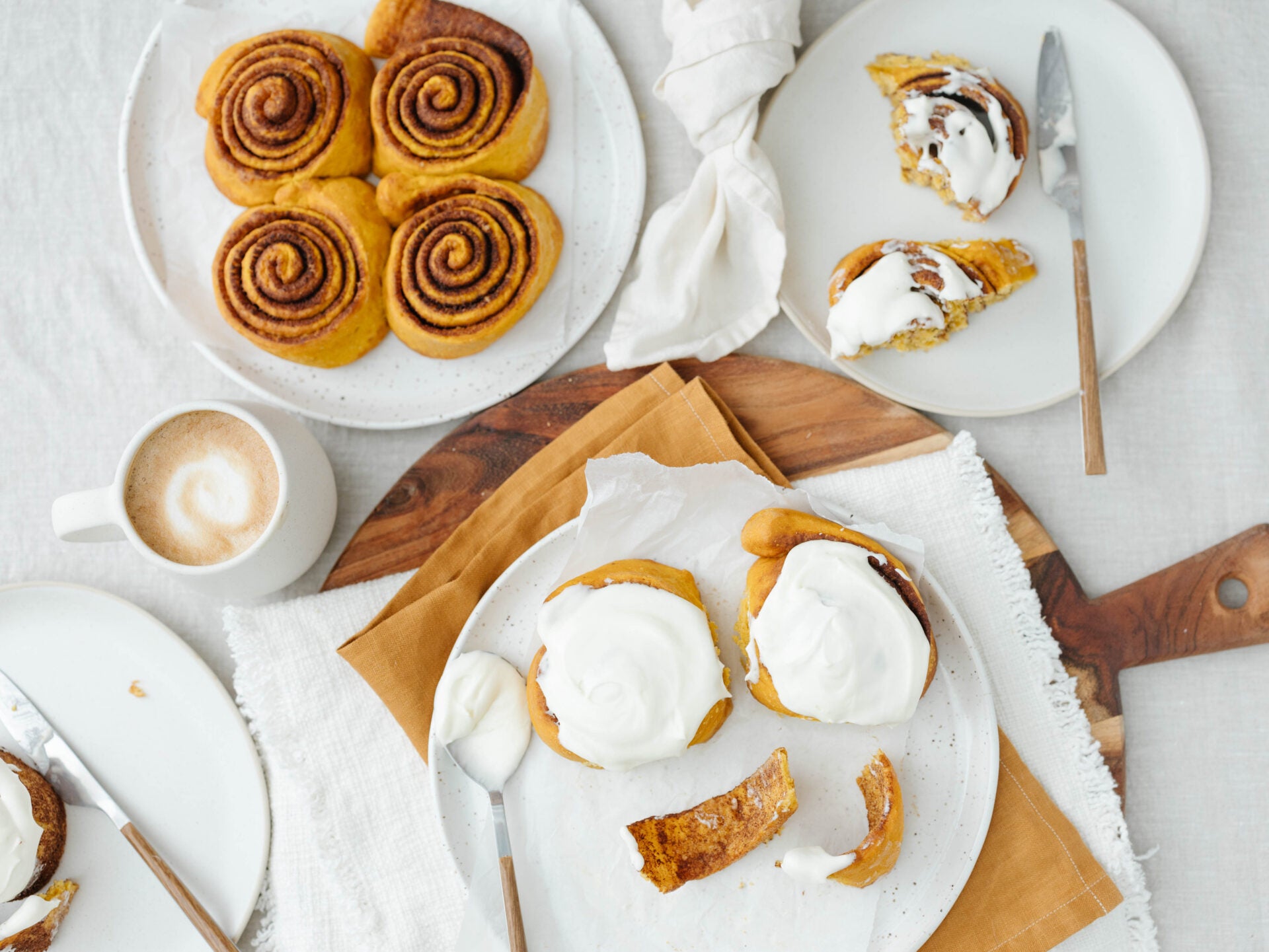 Pumpkin Spice Cinnamon Buns