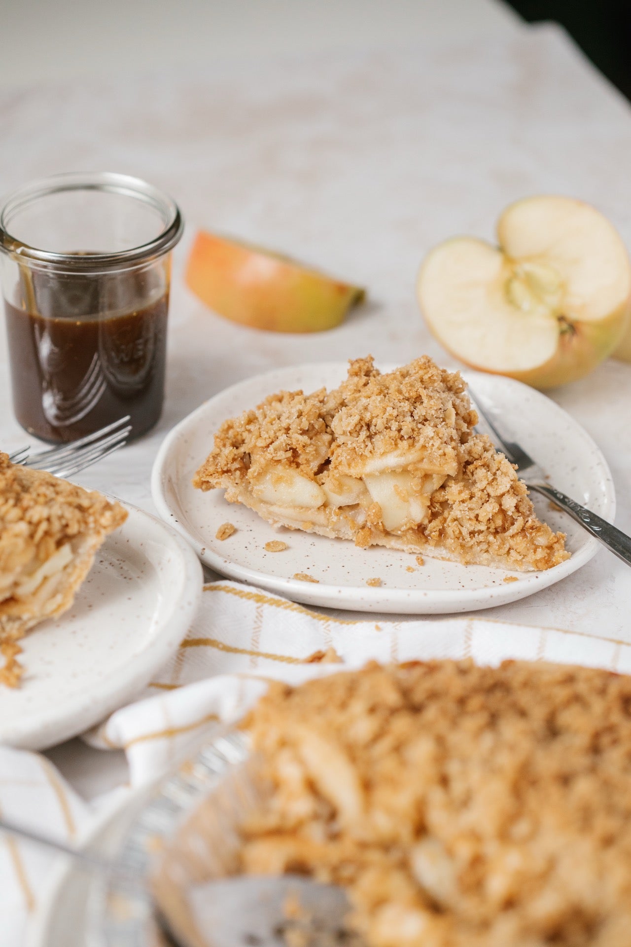 Apple Caramel Pie